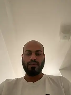 islandvybee55 online show from 03/09/25, 08:31