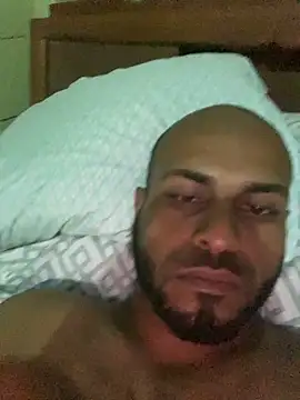 islandvybee55 online show from 12/20/25, 02:14