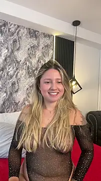 MiaPetit  online show from 11/07/25, 06:01