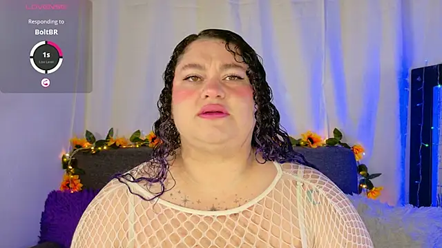 Snapshot of lunitaa0 chatting on 02/07/26, 02:41 lunitaa0 online show from 02/07/26, 02:41