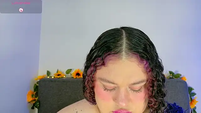 Snapshot of lunitaa0 chatting on 03/14/26, 03:12 lunitaa0 online show from 03/14/26, 03:12