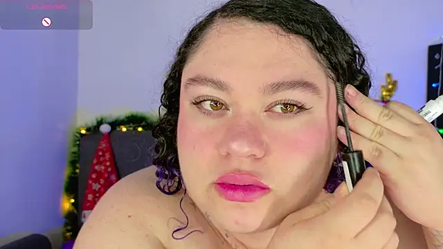 lunitaa0 online show from 12/15/25, 04:07