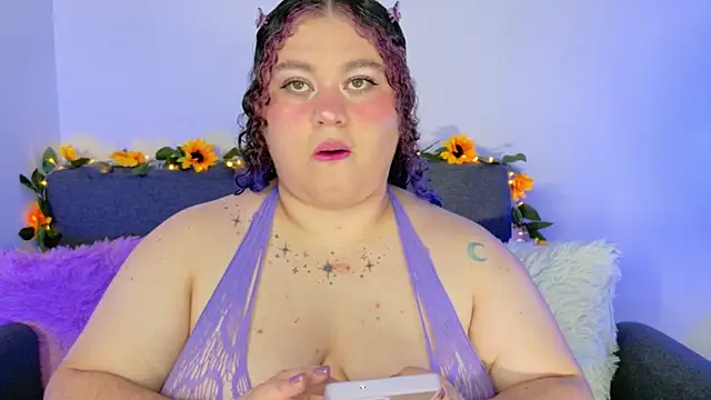 Snapshot of lunitaa0 chatting on 03/19/26, 03:17 lunitaa0 online show from 03/19/26, 03:17