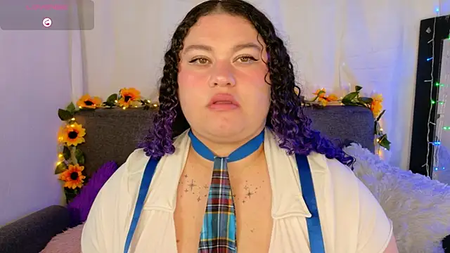 lunitaa0 online show from 01/11/26, 02:40