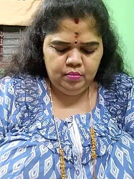 Snapshot of tamilthanushri chatting on 07/28/26, 04:39 tamilthanushri online show from 07/28/26, 04:39