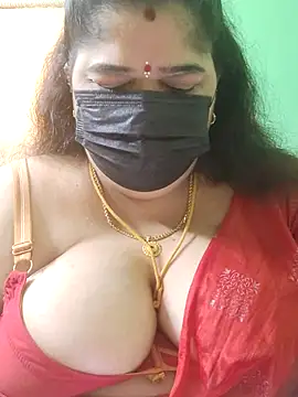 Snapshot of tamilthanushri chatting on 07/03/26, 04:41 tamilthanushri online show from 07/03/26, 04:41