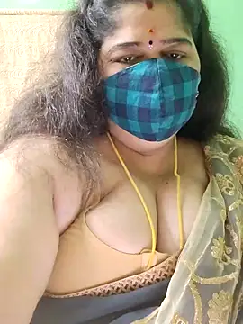 Snapshot of tamilthanushri chatting on 07/06/26, 03:58 tamilthanushri online show from 07/06/26, 03:58