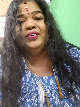 Snapshot of tamilthanushri chatting on 07/28/26, 05:37 tamilthanushri online show from 07/28/26, 05:37