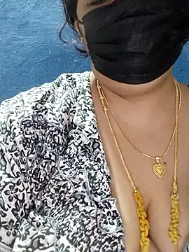 tamilthanushri online show from 12/14/25, 04:56