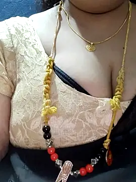 tamilthanushri online show from 12/14/25, 04:08