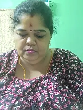 Snapshot of tamilthanushri chatting on 07/01/26, 06:08 tamilthanushri online show from 07/01/26, 06:08