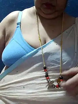 tamilthanushri online show from 10/14/25, 08:26