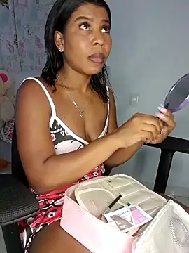 ivonjoness online show from 10/23/25, 02:43