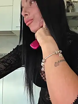 cicciolina online show from 11/19/25, 01:44