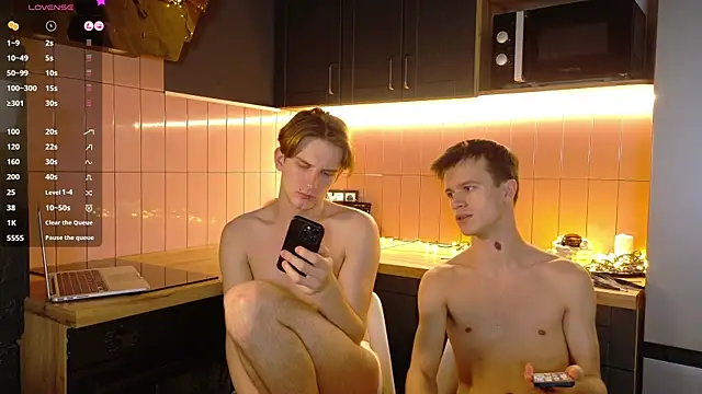 Snapshot of _whitenight_ chatting on 01/23/25, 06:24 whitenight online show from 01/23/25, 06:24