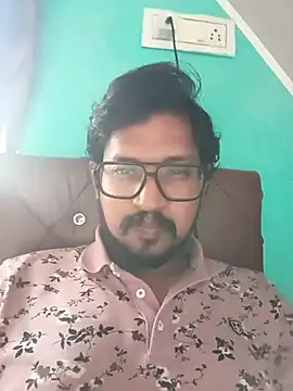 gym lover076 online show from 10/13/25, 10:17