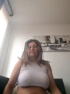 Latiinvenushot online show from 02/03/26, 04:12