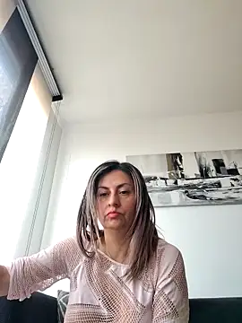 Latiinvenushot online show from 03/19/26, 01:00