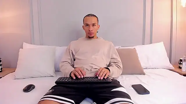 Dominick star online show from 11/11/25, 04:29