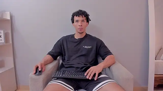 Dominick star online show from 12/15/25, 05:02