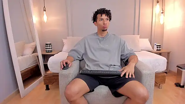 Dominick star online show from 11/03/25, 03:45