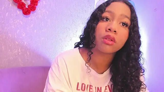 Snapshot of Sofi_Fox_ chatting on 02/03/26, 08:14 Sofi Fox online show from 02/03/26, 08:14