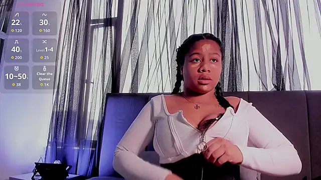 Snapshot of Sofi_Fox_ chatting on 03/03/26, 07:32 Sofi Fox online show from 03/03/26, 07:32