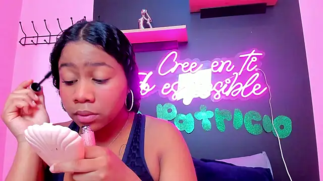 Snapshot of Sofi_Fox_ chatting on 03/15/25, 01:18 Sofi Fox online show from 03/15/25, 01:18