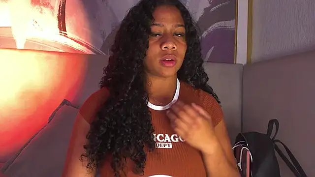 Sofi Fox  online show from 04/29/26, 03:11