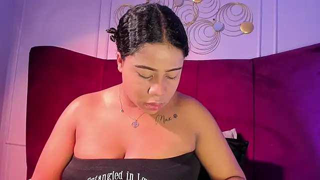 Sofi Fox  online show from 04/04/26, 02:51