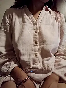 KITTEN-10 online show from 09/26/25, 04:19