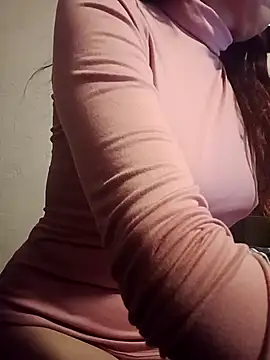 KITTEN-10 online show from 11/11/25, 03:12