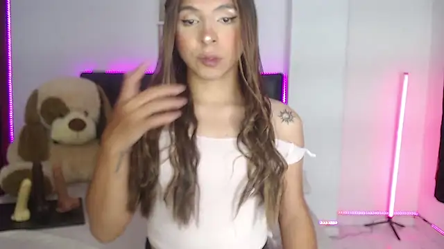 Sofieevans  online show from 04/04/26, 08:48