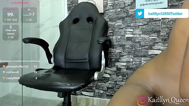 Kaitllyn Queen online show from 11/01/25, 02:40