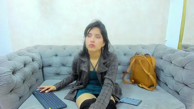 Cherrybombs1 online show from 12/31/24, 02:14