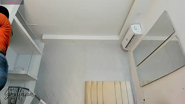 Snapshot of JOCELYN_SANTANA1 chatting on 09/22/25, 12:00 JOCELYN SANTANA1 online show from 09/22/25, 12:00