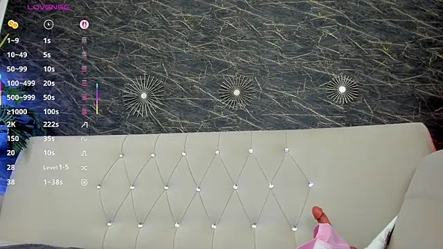 moona ray online show from 12/14/25, 09:31