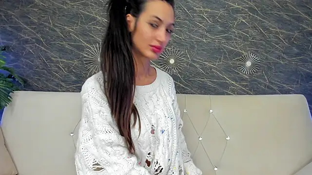 moona ray online show from 11/24/25, 08:31