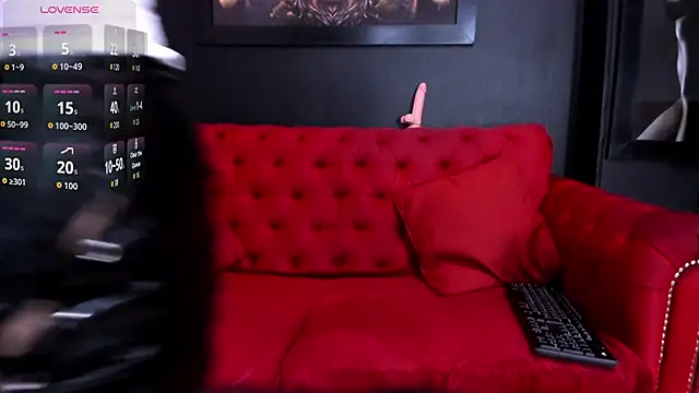 VickyJohnson1 online show from 04/11/26, 08:23