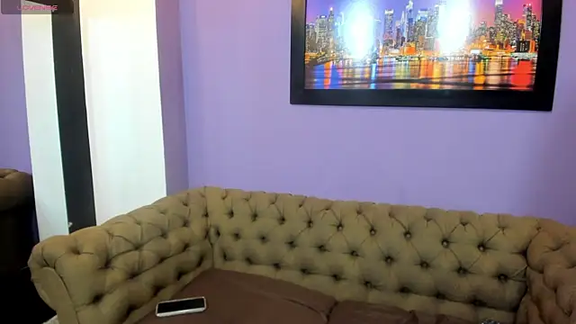 Snapshot of VickyJohnson1 chatting on 11/01/25, 08:25 VickyJohnson1 online show from 11/01/25, 08:25