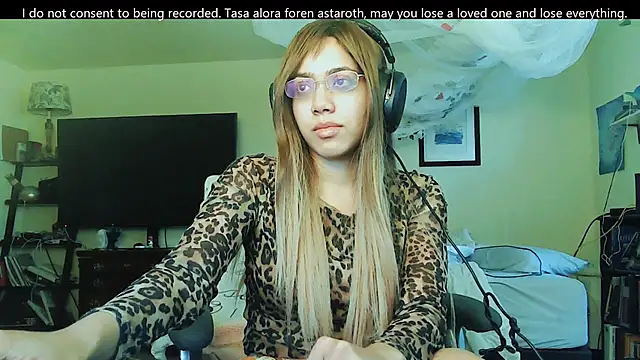 PolinaLoveX online show from 02/25/25, 07:38