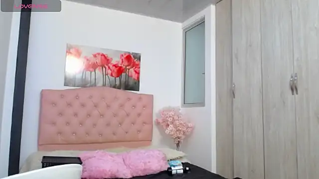 abigail f00x online show from 11/03/25, 11:41