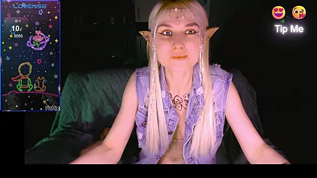 mischellemeow13 online show from 09/29/25, 10:26