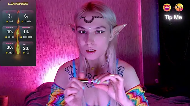 mischellemeow13 online show from 11/04/25, 05:55