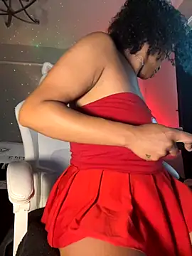 Snapshot of loveluna8 chatting on 09/12/25, 12:38 loveluna8 online show from 09/12/25, 12:38