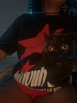 loveluna8 online show from 03/28/26, 12:00