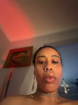 loveluna8 online show from 04/14/26, 02:00