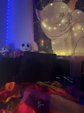 loveluna8 online show from 03/11/26, 12:26