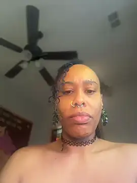 loveluna8 online show from 02/13/26, 02:28