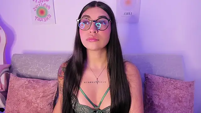 Snapshot of sensualhaven_ chatting on 01/03/25, 11:23 sensualhaven online show from 01/03/25, 11:23